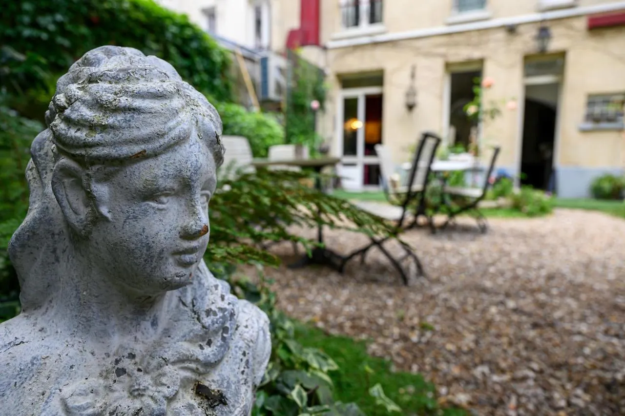 De L'avre Hotel