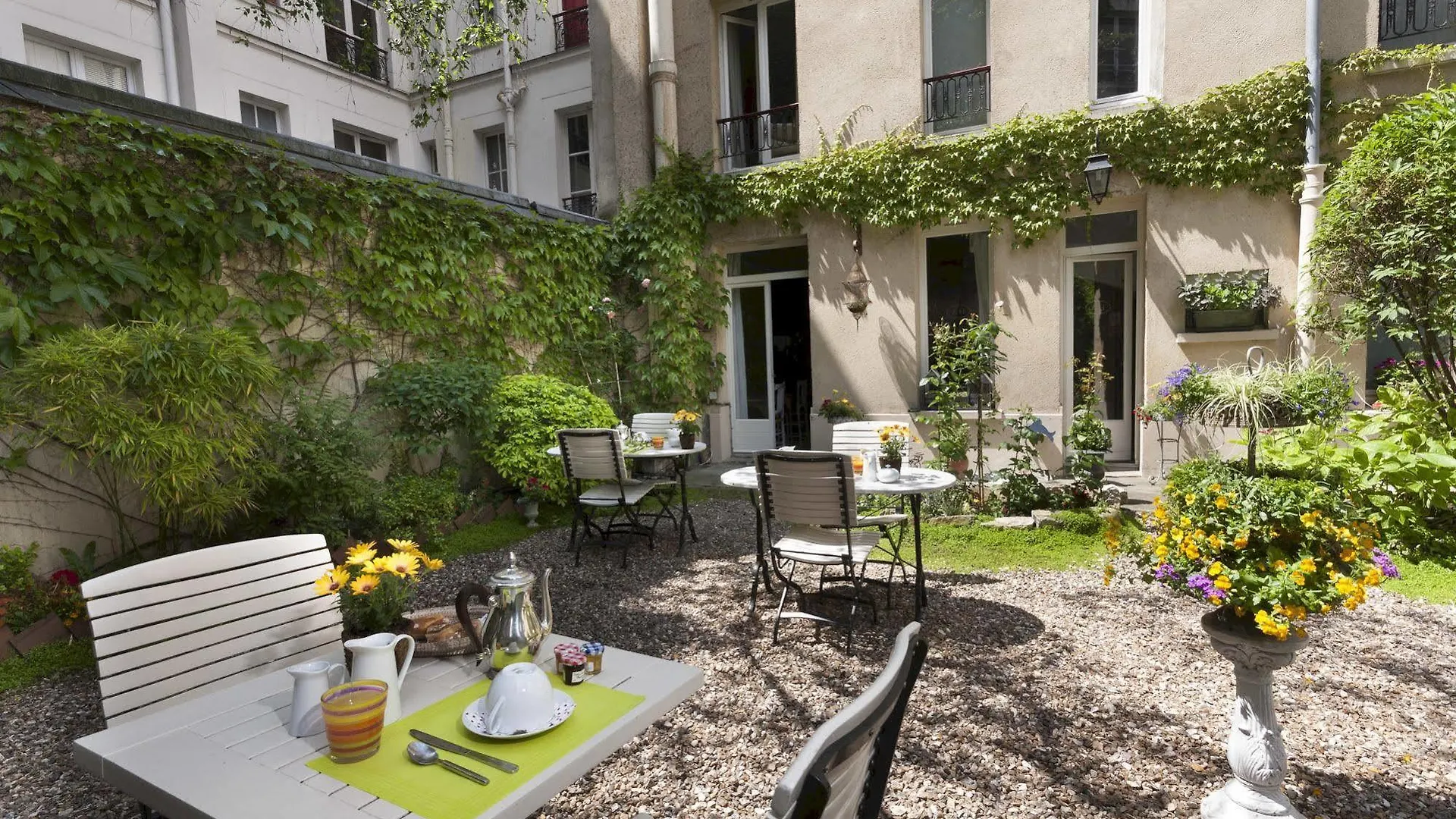 De L'avre Hotel 3*
