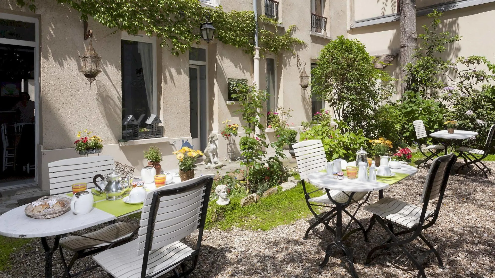 Hotel De L'avre